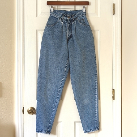 Bugle Boy 80's Vintage Medium Wash Pleated High Waisted Tapered Leg Mom Jeans 5 - Picture 1 of 15